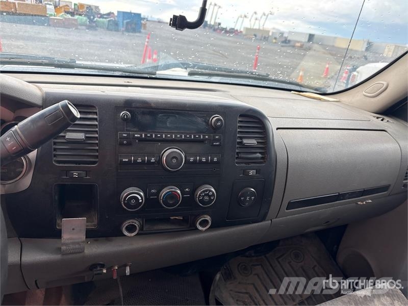 Chevrolet Silverado 3500HD 4x2 Dump Truck Tipper trucks