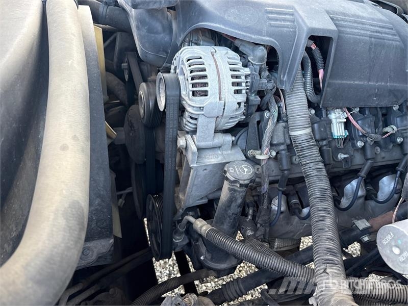 Chevrolet Silverado 3500HD Pritschenwagen/Pritschenwagen mit Seitenklappe