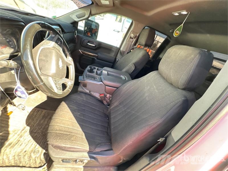 Chevrolet Silverado 3500HD 平ボディー