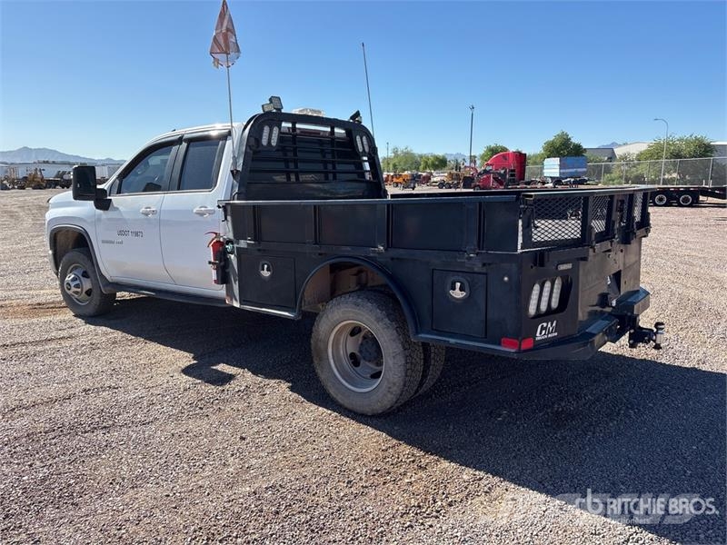 Chevrolet Silverado 3500HD 平ボディー