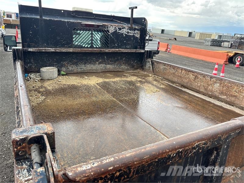 Chevrolet Silverado 3500HD 4x2 Dump Truck Tipper trucks