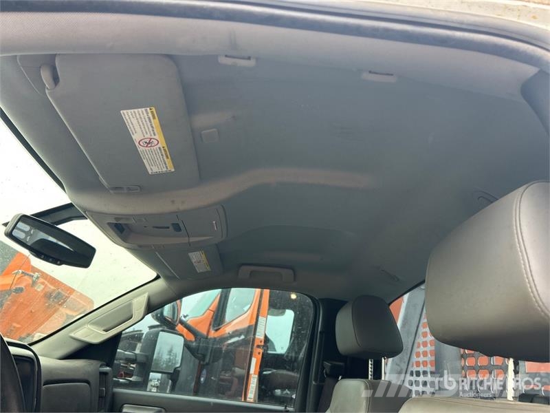 Chevrolet Silverado 5500 HD 4x2 Utility Truck Pick up/Dropside