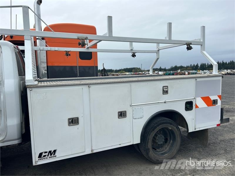 Chevrolet Silverado 5500 HD 4x2 Utility Truck Pick up/Dropside