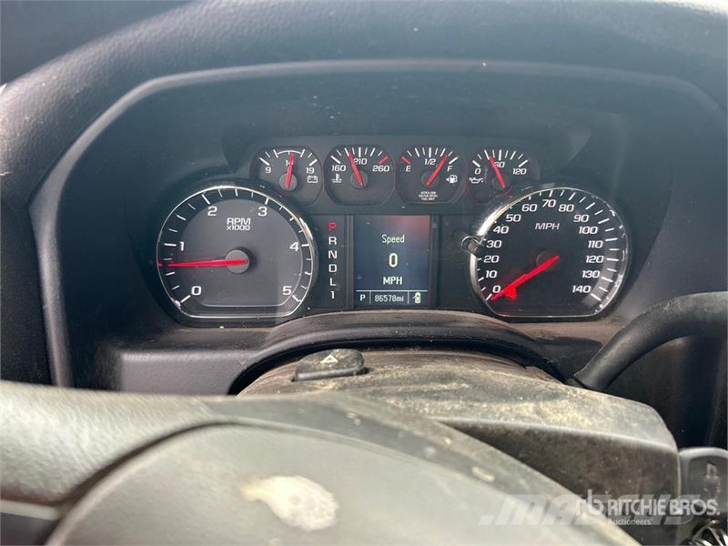 Chevrolet Silverado 5500 HD 4x2 Utility Truck Pick up/Dropside