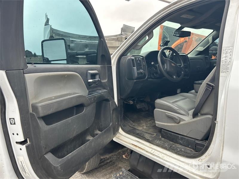 Chevrolet Silverado 5500 HD 4x2 Utility Truck Pick up/Dropside