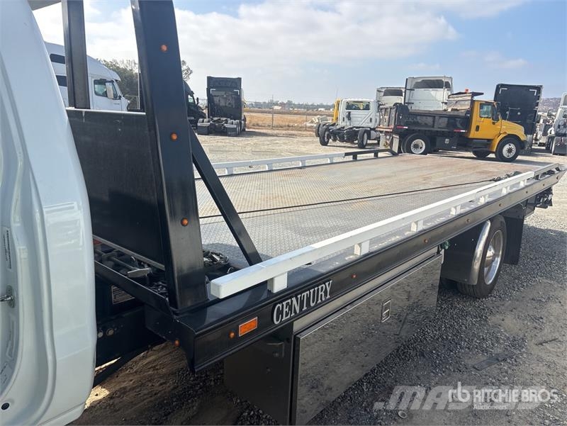 Chevrolet Silverado 6500HD 4x2 Rollback Truck Kurtaricilar
