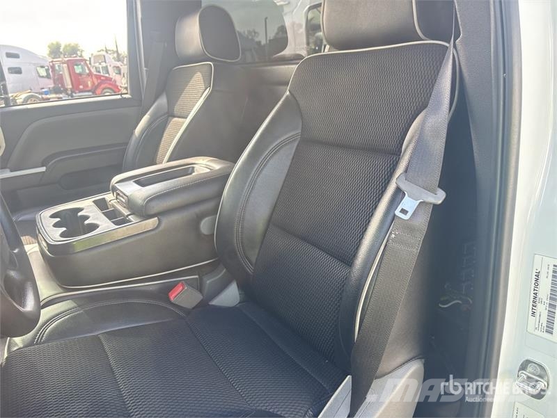 Chevrolet Silverado 6500HD 4x2 Rollback Truck Kurtaricilar