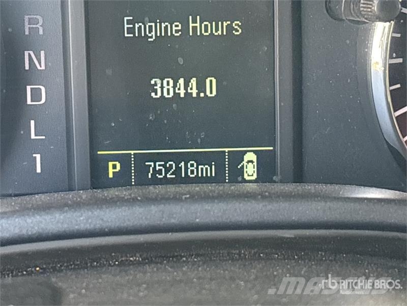 Chevrolet Silverado 6500HD 4x2 Rollback Truck Kurtaricilar