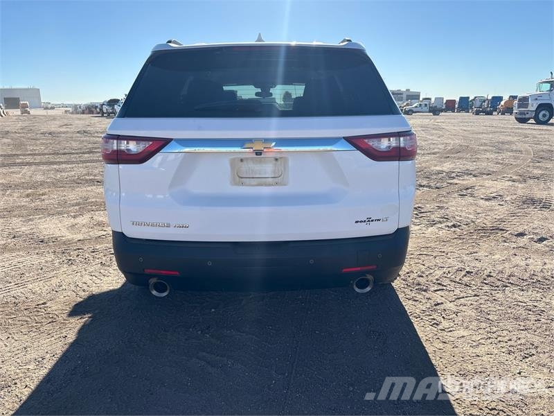 Chevrolet Traverse LT AWD SUV Kistehergépjárművek