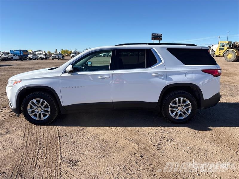 Chevrolet Traverse LT AWD SUV Kistehergépjárművek