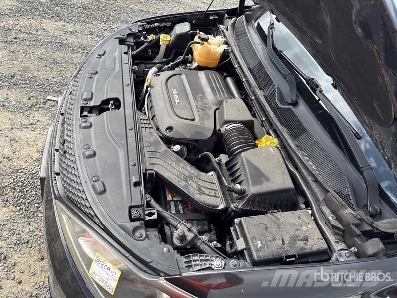 Chrysler Pacifica Minivan Automašīnas