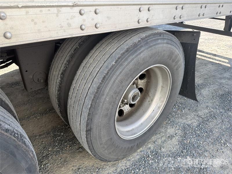 CIMC 1RBR5305 نصف مقطورات بدرجة حرارة قابلة للضبط
