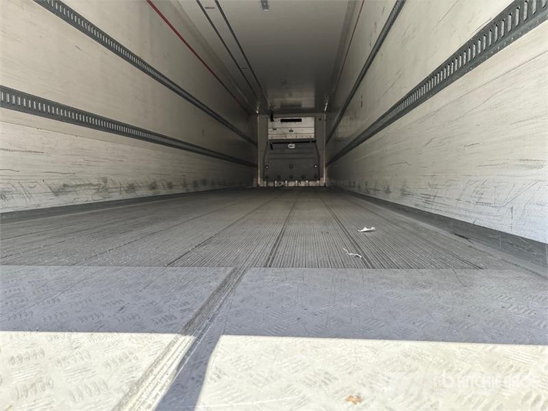 CIMC 1RMR505 51 ft x 102 in T/A Multi -Temp Refrigerate Külmikpoolhaagised