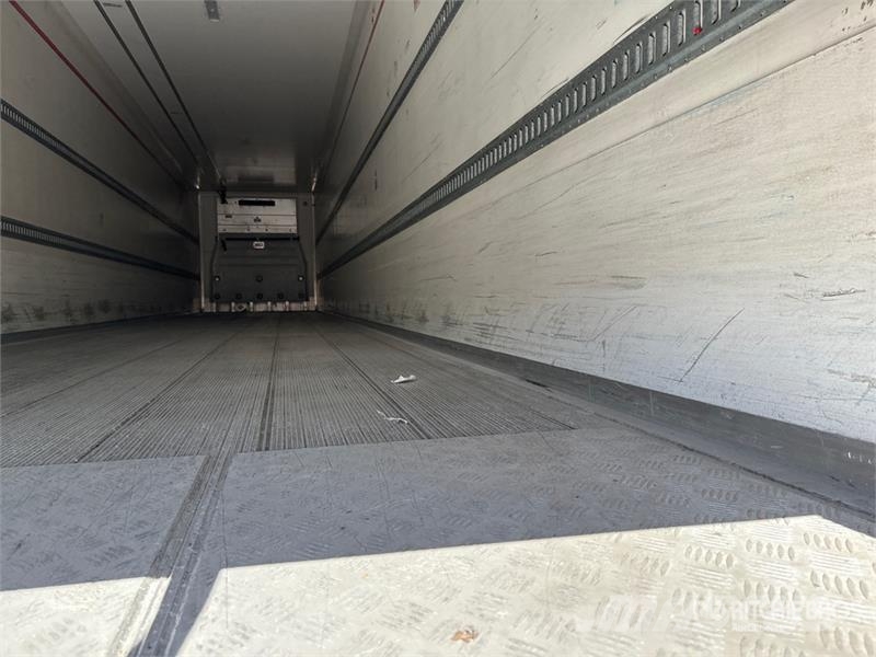 CIMC 1RMR505 51 ft x 102 in T/A Multi -Temp Refrigerate Külmikpoolhaagised