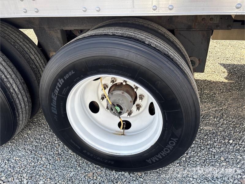 CIMC 53 ft x 102 in T/A Refrigerated Trailer نصف مقطورات بدرجة حرارة قابلة للضبط