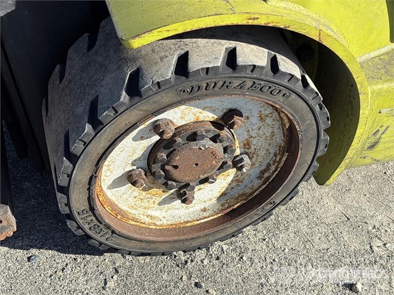 Clark C30CL 5500 lb Cushion Tire Forklift Šakiniai krautuvai - Kita