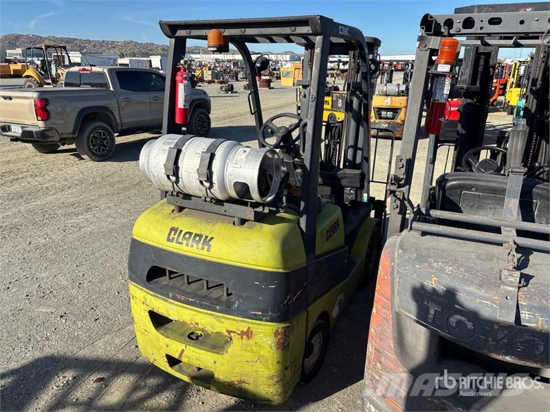 Clark C30CL 5500 lb Cushion Tire Forklift Šakiniai krautuvai - Kita