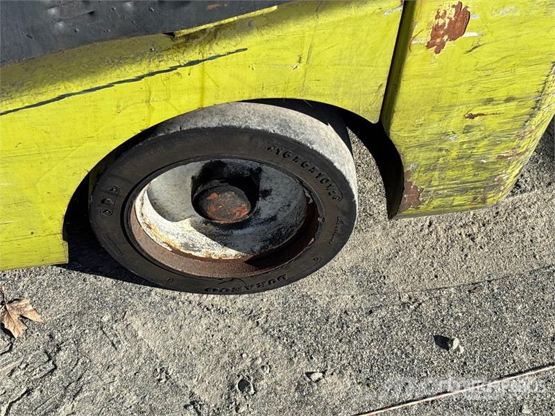 Clark C30CL 5500 lb Cushion Tire Forklift Šakiniai krautuvai - Kita