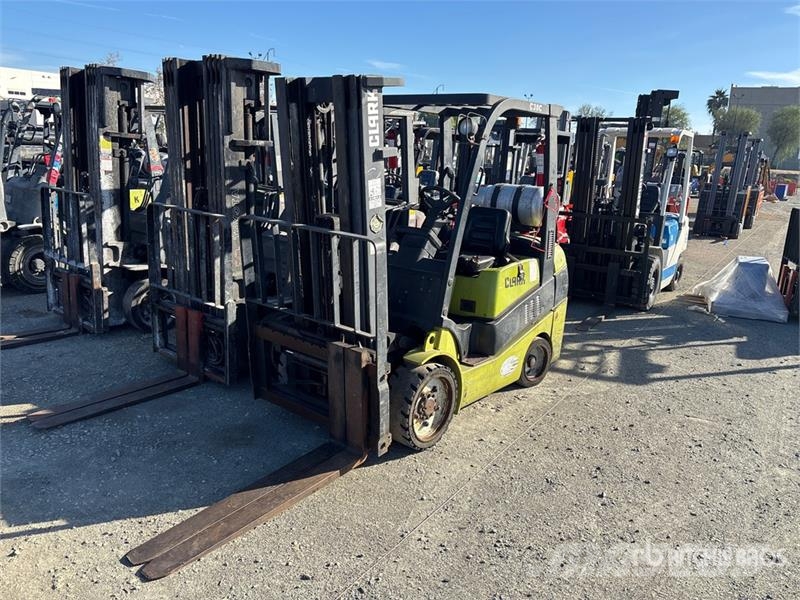 Clark C30CL 5500 lb Cushion Tire Forklift Šakiniai krautuvai - Kita