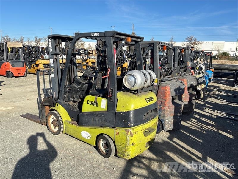 Clark C30CL 5500 lb Cushion Tire Forklift Šakiniai krautuvai - Kita