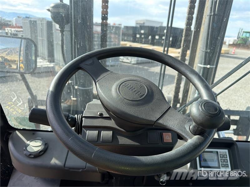 Clark C75L 11900 lb Pneumatic Tire Forklift 그 외 지게차