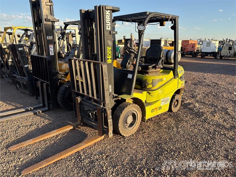 Clark GTS25 Pneumatic Tire Forklift Περονοφόρα ανυψωτικά κλαρκ - άλλα