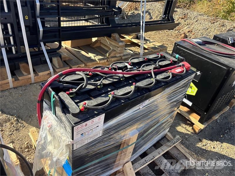 Clark NPX20 3000 lb Order Picker (Unused) 中端式裝載機