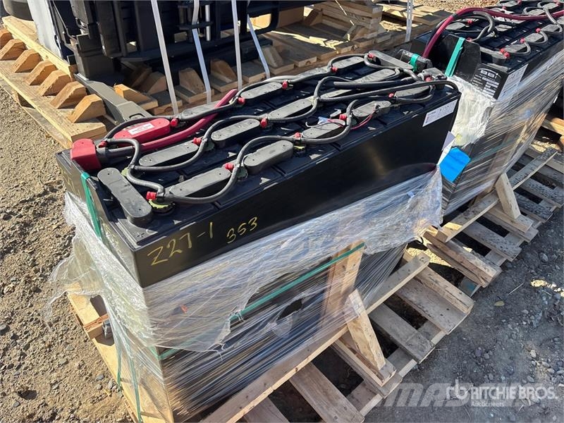 Clark NPX20 3000 lb Order Picker (Unused) 中端式裝載機