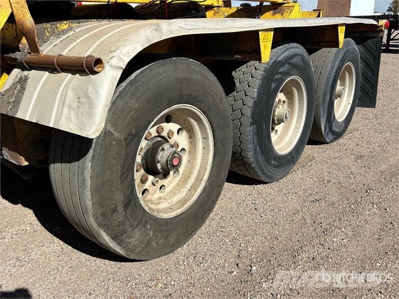 Clement 540-0-41 41 ft Tri/A Belly Dump Trailer Sora- ja kippiperävaunut