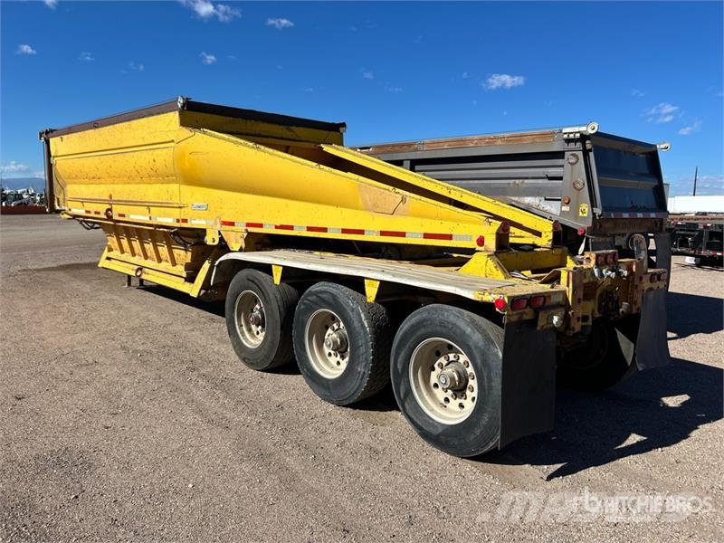 Clement 540-0-41 41 ft Tri/A Belly Dump Trailer Sora- ja kippiperävaunut