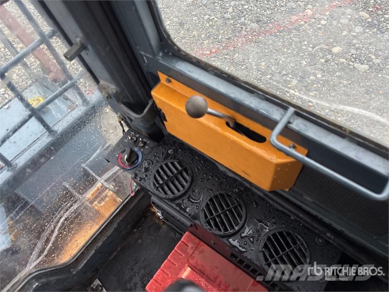 CMI C125 Tracked Mulcher Tractor 林業覆蓋機