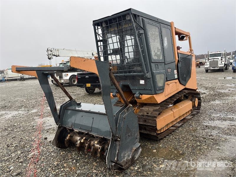CMI C125 Tracked Mulcher Tractor 林業覆蓋機