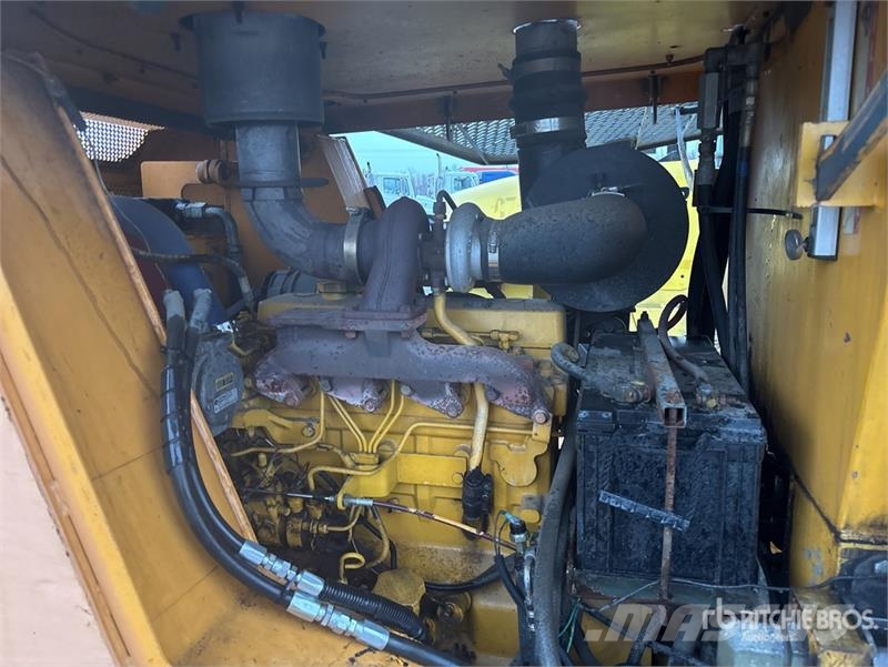 CMI C125 Tracked Mulcher Tractor 林業覆蓋機