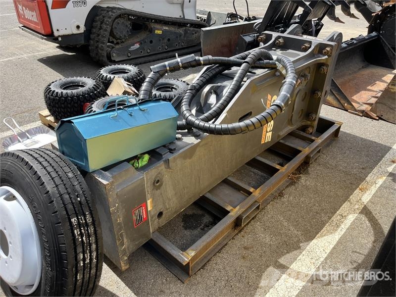 CNH CH-230 Attachment Mounting Plate Martelos / Rompedores