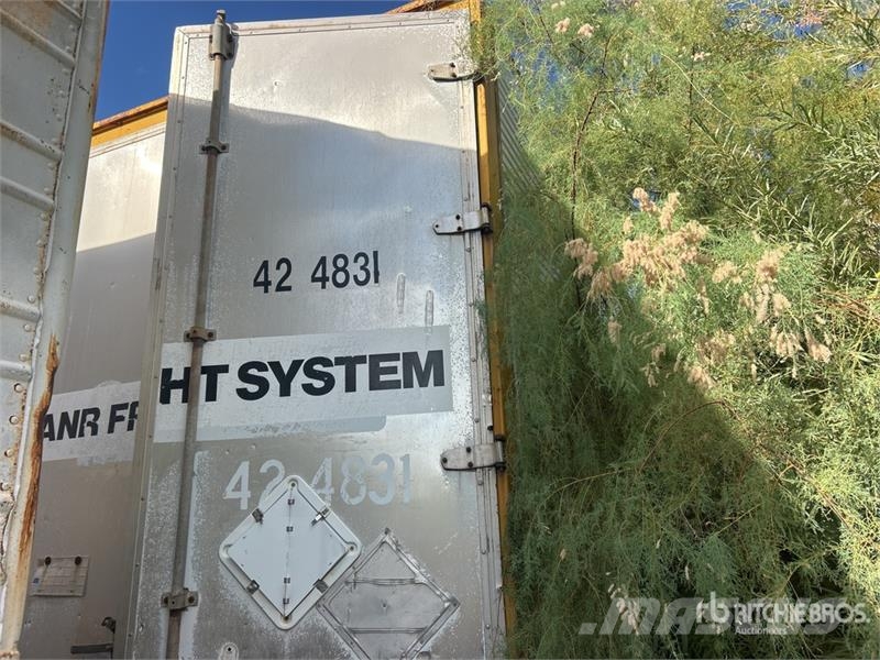 Comet 27 DVT 30 ft x 96 in S/A Van Trailer 厢式拖车