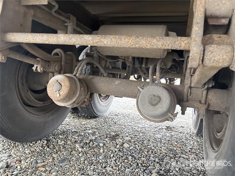 Comet 40 ft x 96 in T/A Van Trailer Przyczepy ze skrzynią zamkniętą