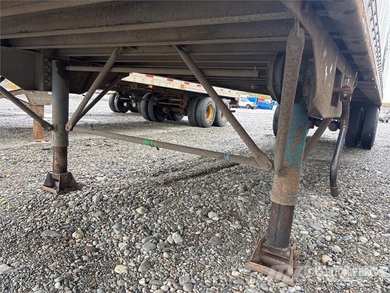 Comet 40 ft x 96 in T/A Van Trailer Przyczepy ze skrzynią zamkniętą