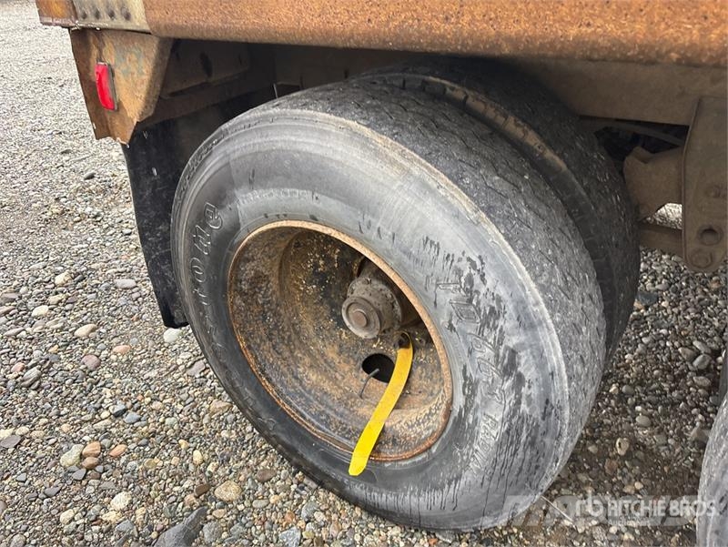 Comet 40 ft x 96 in T/A Van Trailer Przyczepy ze skrzynią zamkniętą