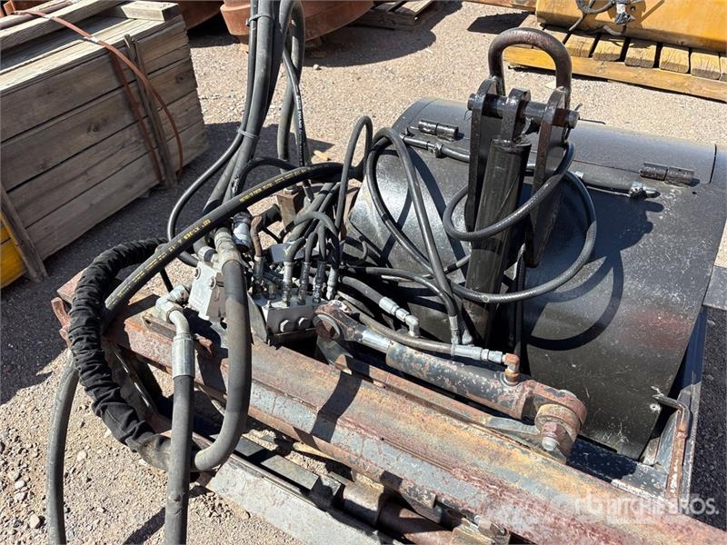 Coneqtec Skid Steer Planer Other components