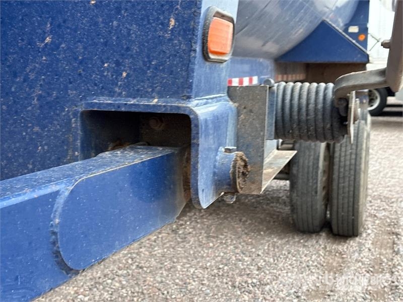 Construction Trailer Specialist HRD 39 39 ft T/A F Kiper prikolice