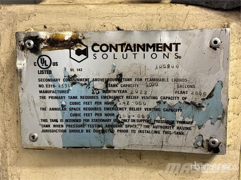  Containment Solutions  1000 gal Oil  Tank مكونات أخرى