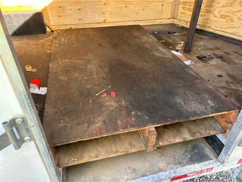 Continental OSVHW816TA 16 ft T/A Enclosed Trailer Prikolice zabojniki