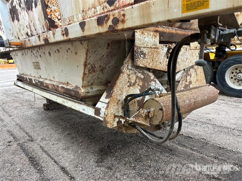 Corn Belt Mfg., Inc. 6-3802 40 ft T/A Belly Dump Traile Tipper trailers