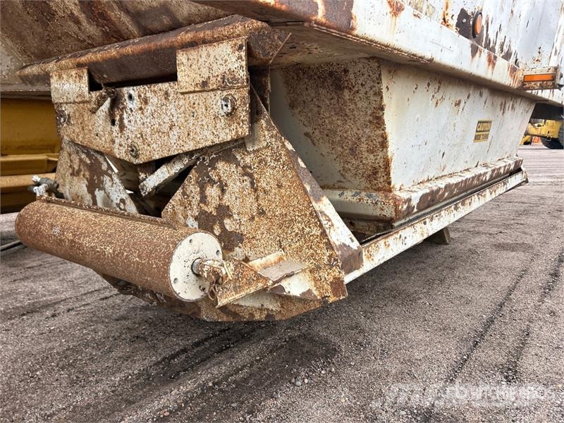 Corn Belt Mfg., Inc. 6-3802 40 ft T/A Belly Dump Traile Tipper trailers
