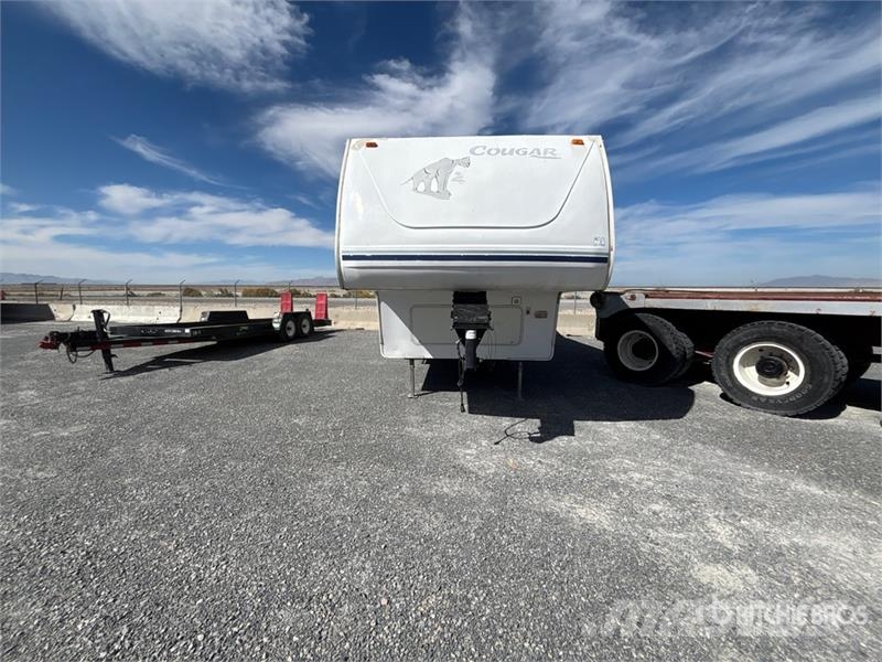 Cougar 30 ft T/A Travel Trailer Altri rimorchi