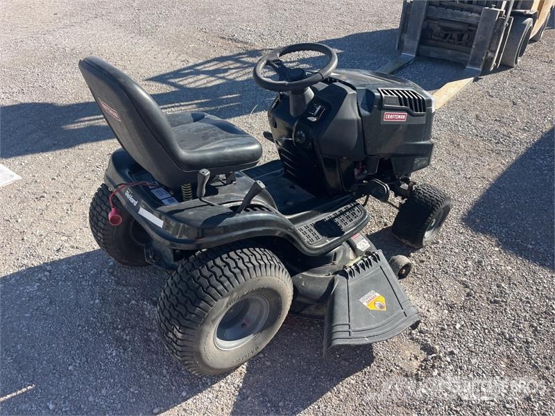 Craftsman LT2000 Ride-On Lawn Mower ركوب الحشائش