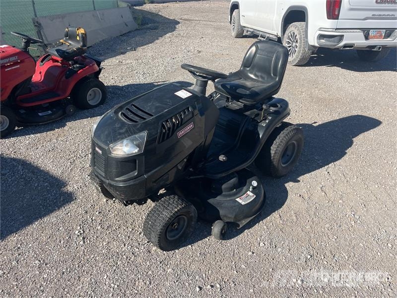 Craftsman LT2000 Ride-On Lawn Mower ركوب الحشائش