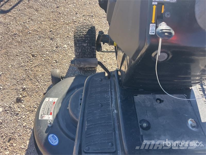 Craftsman LT2000 Ride-On Lawn Mower ركوب الحشائش