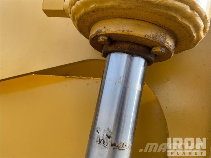 Crose PB Poseur de canalisation