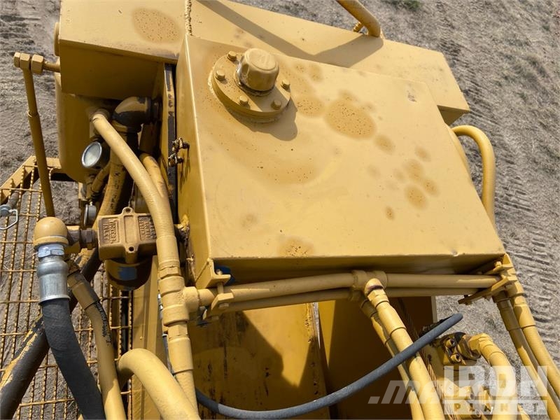 Crose PB Poseur de canalisation